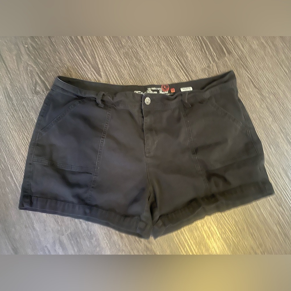 Faded Glory Shorts Size 18